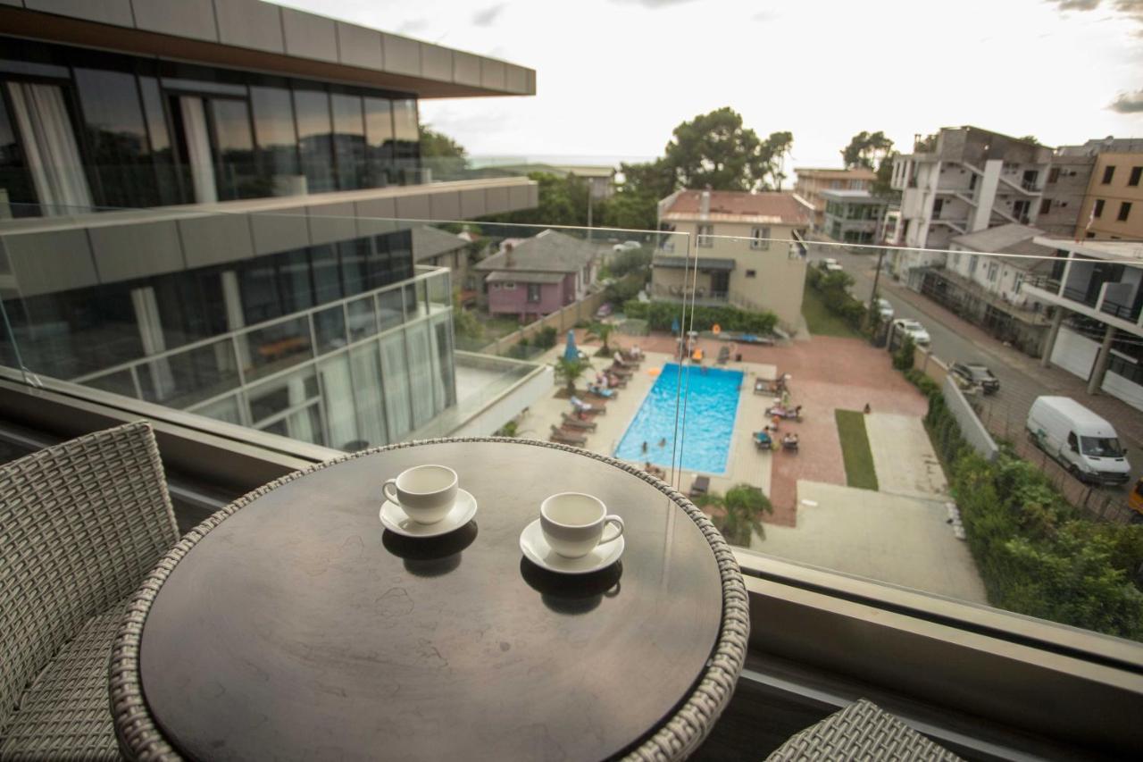 Hotel Nobilis Hall 코불레티 외부 사진