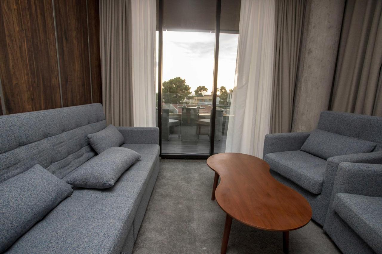 Hotel Nobilis Hall 코불레티 외부 사진