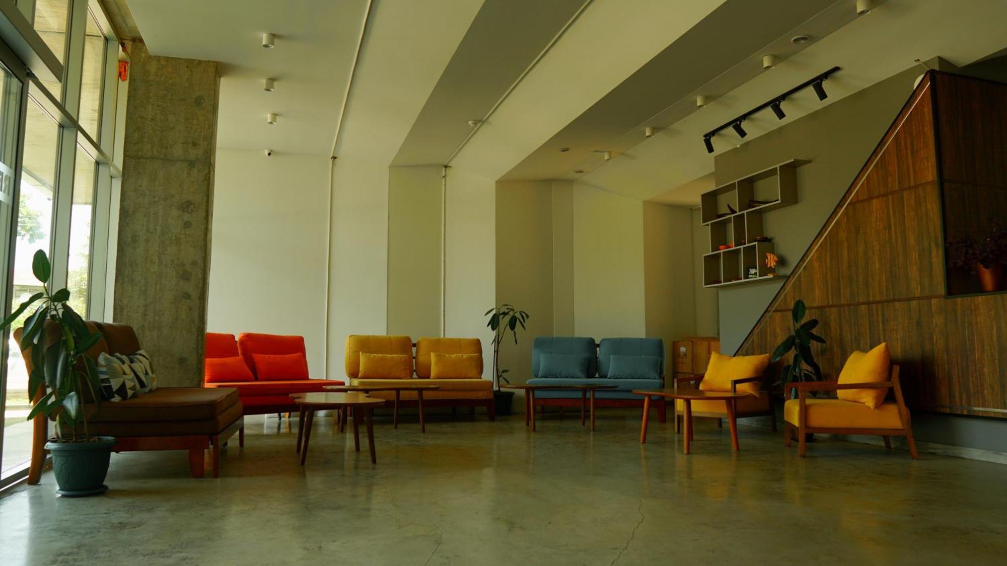 Hotel Nobilis Hall 코불레티 외부 사진