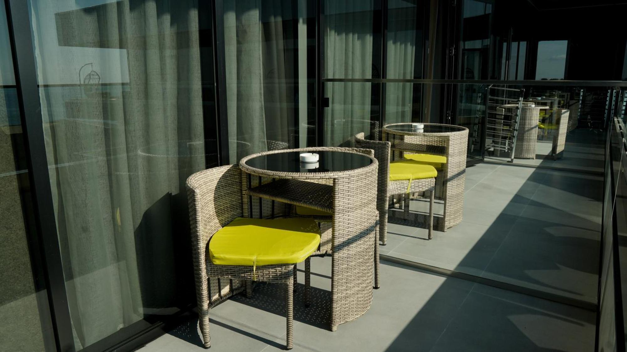 Hotel Nobilis Hall 코불레티 외부 사진