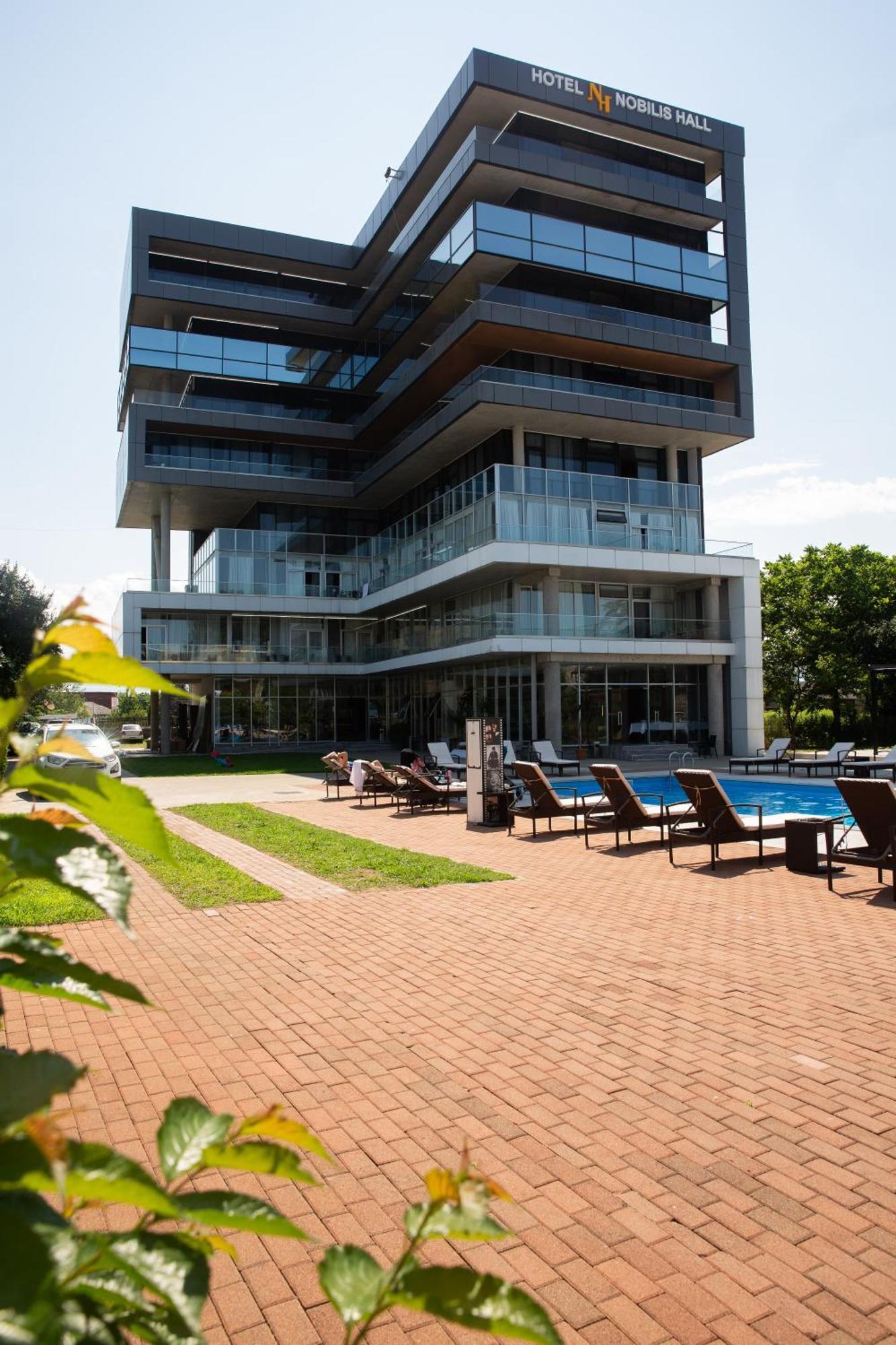 Hotel Nobilis Hall 코불레티 외부 사진