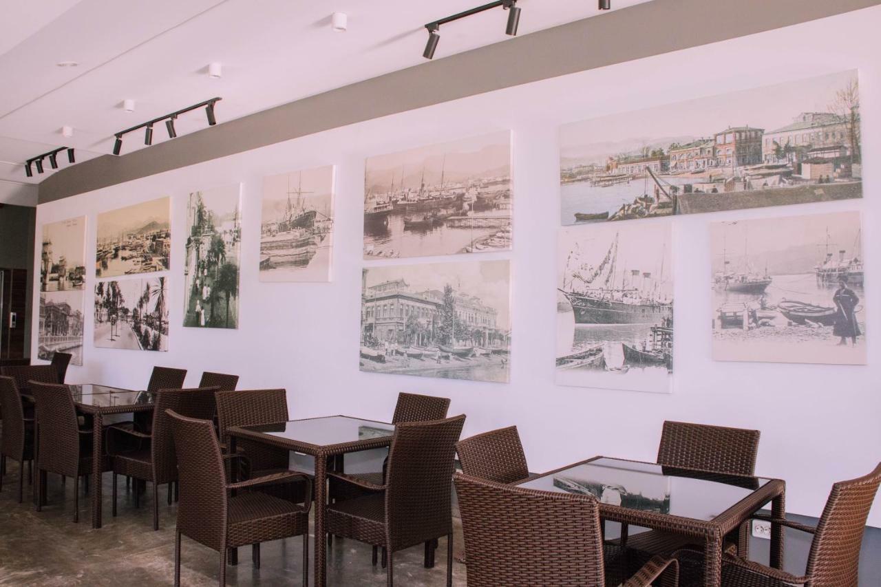Hotel Nobilis Hall 코불레티 외부 사진